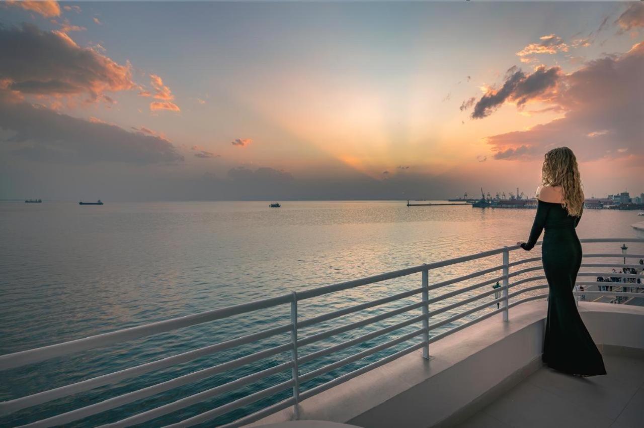Iconic Salonica Suite Seafront Exteriér fotografie