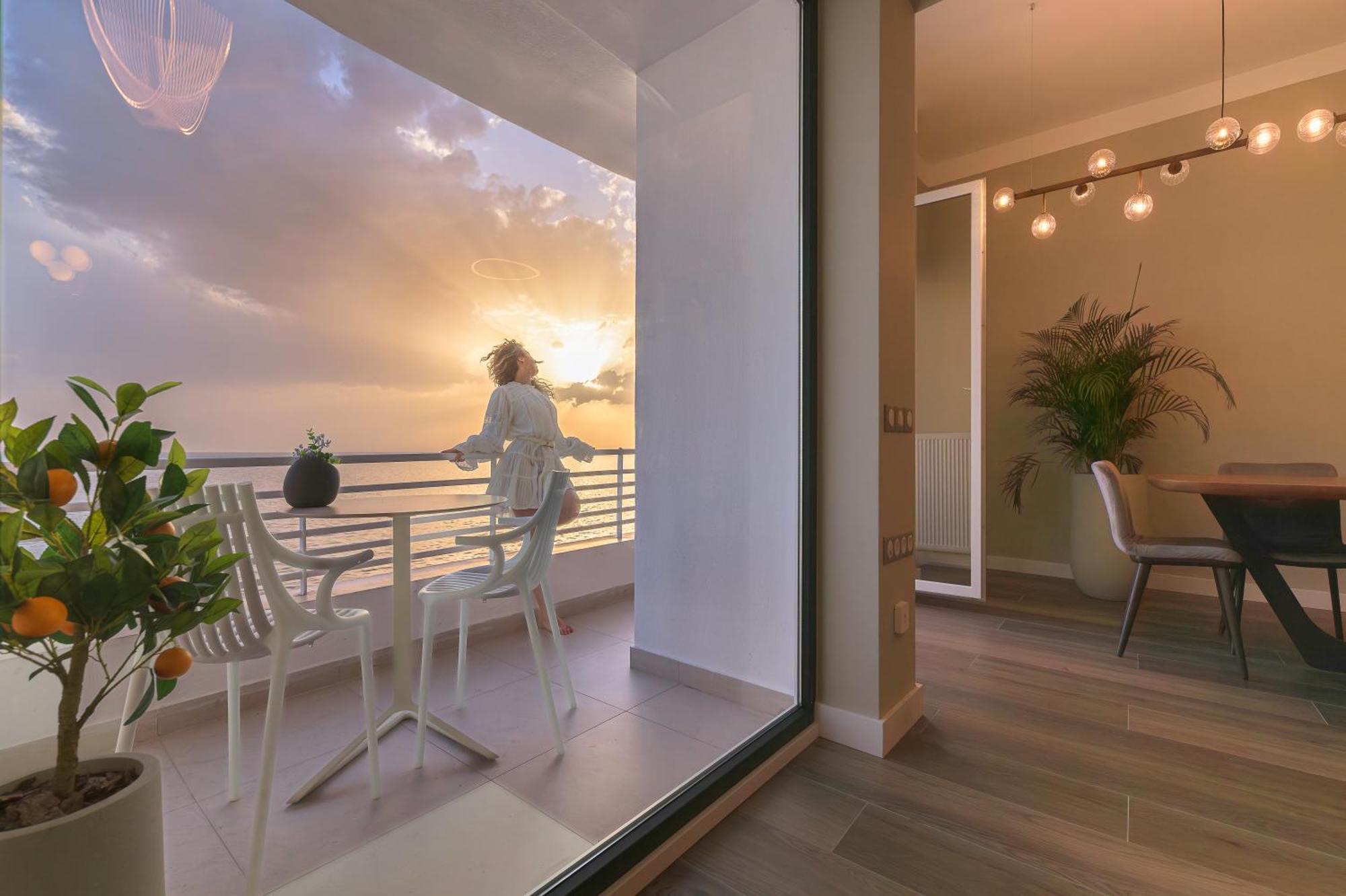 Iconic Salonica Suite Seafront Exteriér fotografie